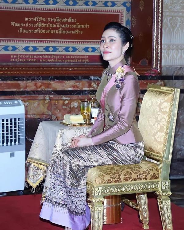 泰王瑪哈，憑一己之力，開創了泰王室“甄嬛傳”，真牛