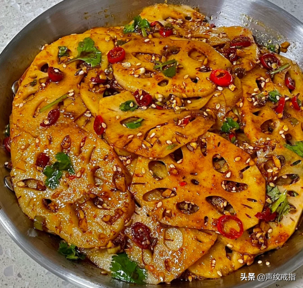 追劇小零食:貓耳朵+涼拌藕片 追劇小零食:貓耳朵+涼拌藕片