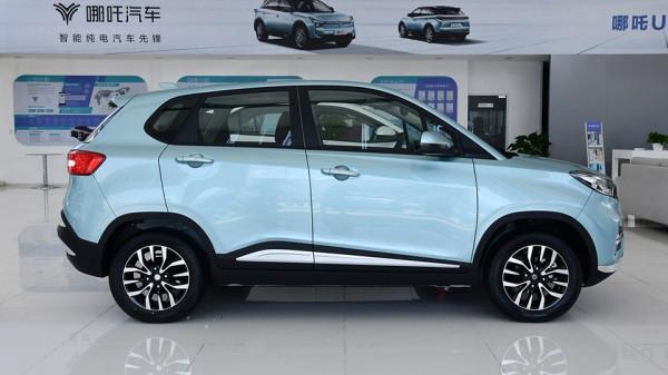 哪吒N01：月養車488元省在哪？電費130元/月