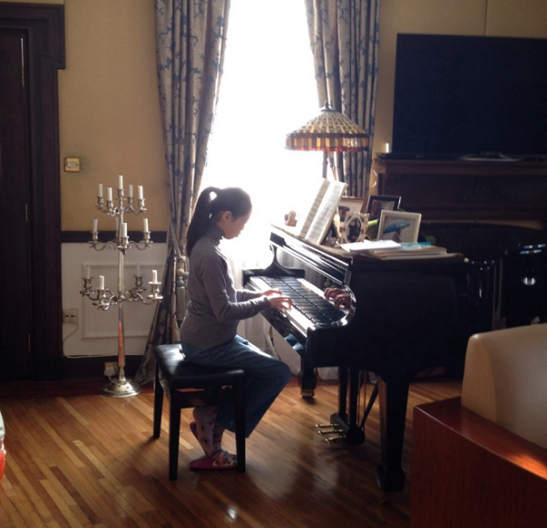 金星：4年領養3個孩子，因孩子和丈夫離婚，苦盡甘來無遺憾