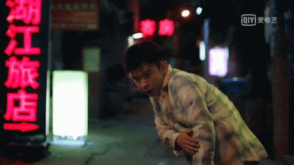 花季少女離奇死亡，19年後家人重聚能否揭開真相？