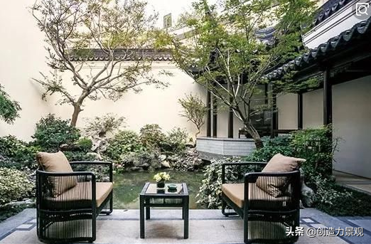 國慶節快樂！假期第一天，出門逛逛還是在家裡窩著呢？