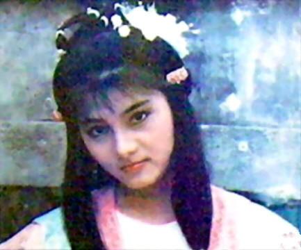 24年前，那個被周比利一腳踢進醫院的女打星楊麗菁，現狀如何？