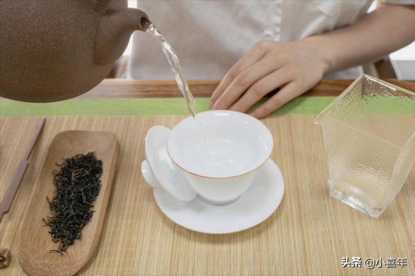 別對你的紫砂壺忽冷忽熱，否則它就要“裂開”了