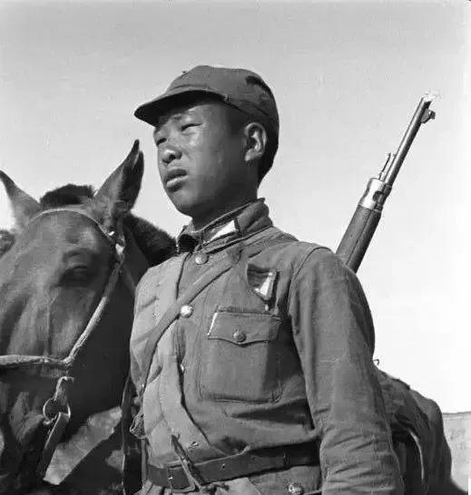 松山戰役中,我軍九歲娃娃兵被日軍俘虜,寧死不屈,為國捐軀 松山戰役中,我軍九歲娃娃兵被日軍俘虜,寧死不屈,為國捐軀