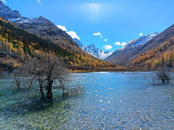 翻山越嶺而來，只為走進徒步天堂，小金瑪嘉溝