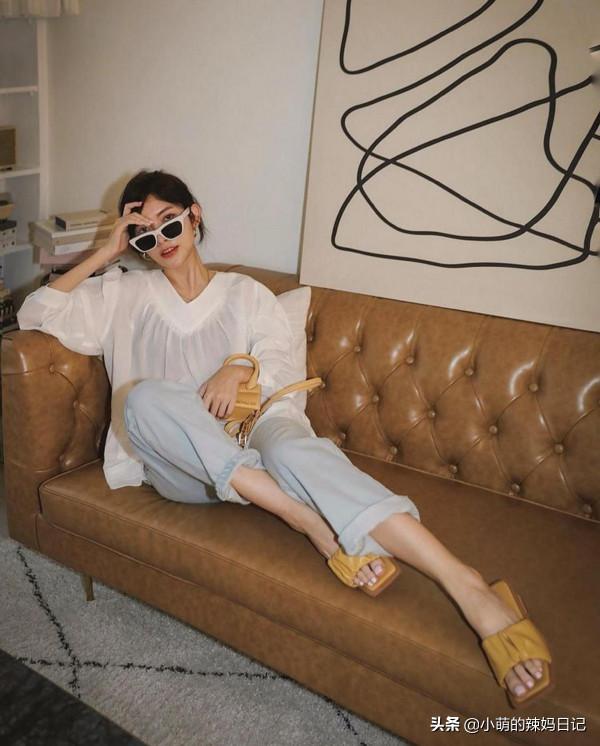 過了50歲的中年人，衣服“在精不在多”，準備這4樣就夠了