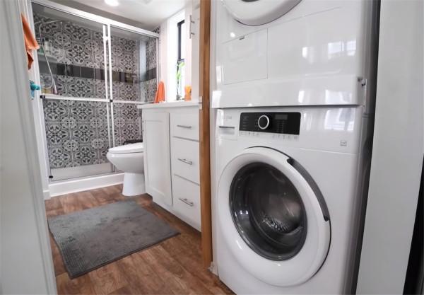 一位65歲奶奶獨居37㎡小家:利用4米層高做臥室,蝸居日子轉眼1年 一位65歲奶奶獨居37㎡小家:利用4米層高做臥室,蝸居日子轉眼1年