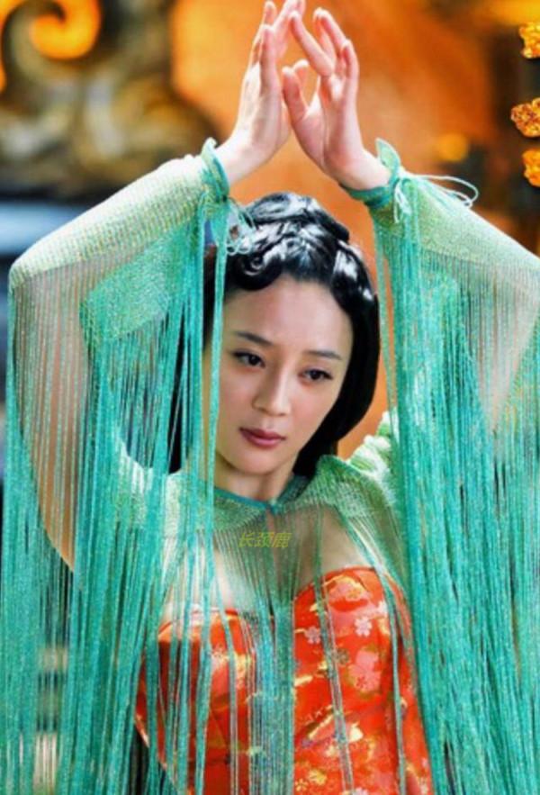 顏值欠缺就別往“絕世佳人”上湊,“其美者自美,吾不知其美也” 顏值欠缺就別往“絕世佳人”上湊,“其美者自美,吾不知其美也”