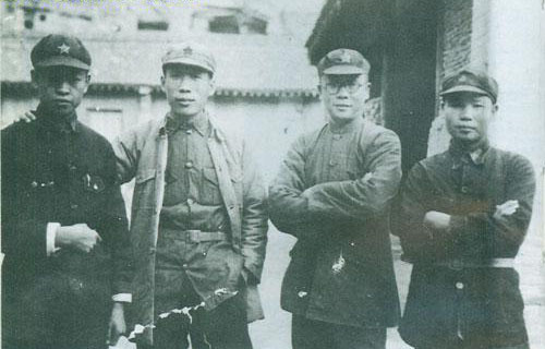 1945年重慶談判前，蔣介石命令戴笠：誰敢傷害毛澤東，格殺勿論