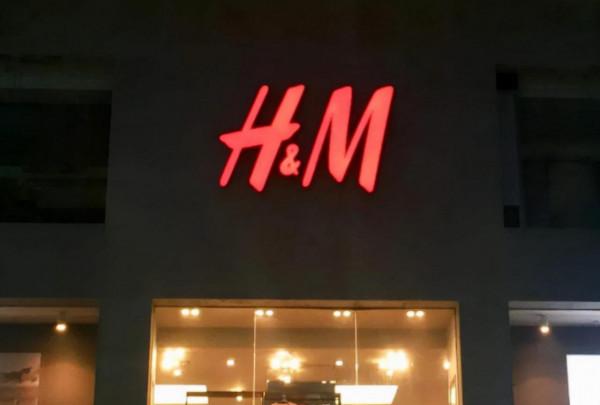 吃飯砸鍋的下場，耐克和HM在華營收大幅下跌，沃爾瑪應引以為戒