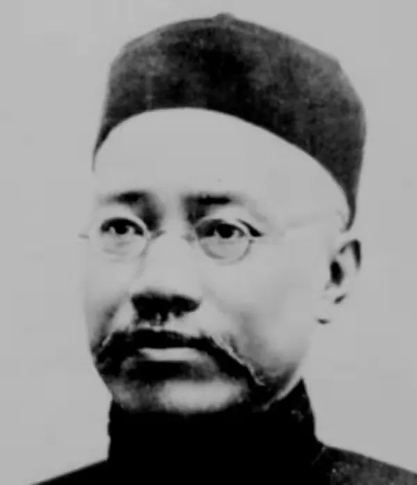 百年《故鄉》百年“路”