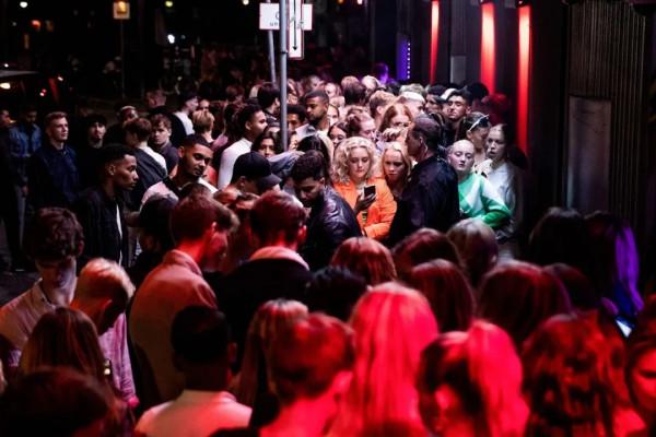 日均500感染3死亡,丹麥為何完全取消防疫?國內為何仍堅持清零? 日均500感染3死亡,丹麥為何完全取消防疫?國內為何仍堅持清零?