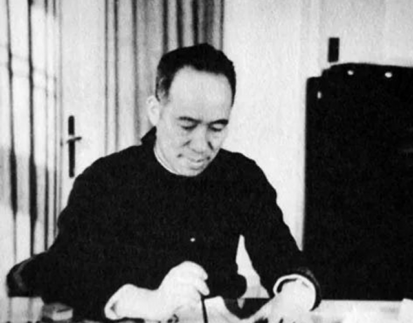 我黨最早的黨員之一，遵義會議參加者，建國後逐漸淡出人們的視野