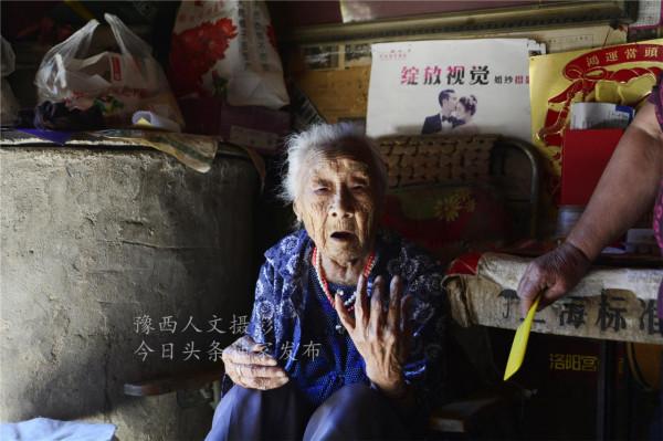 105歲老壽星習慣有點怪，愛吃糖、半夜吃零食、喝開口一天的啤酒