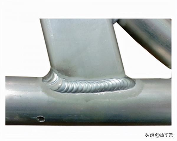 超跑裡面的“買菜車”，車商居然不敢收，這是為啥？