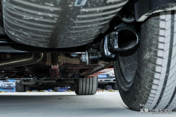 7-10萬元緊湊型運動轎車對決，風神奕炫對比吉利繽瑞