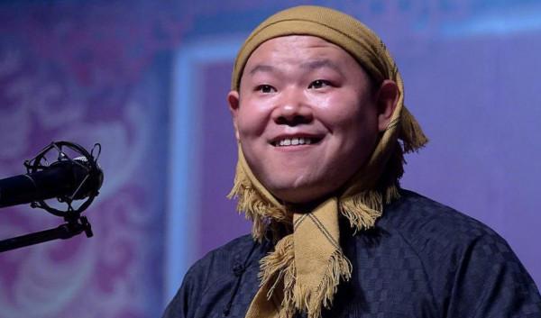 德雲社郭德綱愛徒岳雲鵬，再次被《人民日報》點名，是因為什麼？