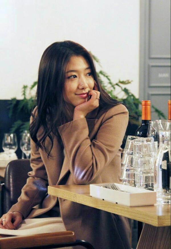 熱門劇韓國女星樸信惠,平時的穿衣又是怎樣穿的呢?值得我們借鑑 熱門劇韓國女星樸信惠,平時的穿衣又是怎樣穿的呢?值得我們借鑑