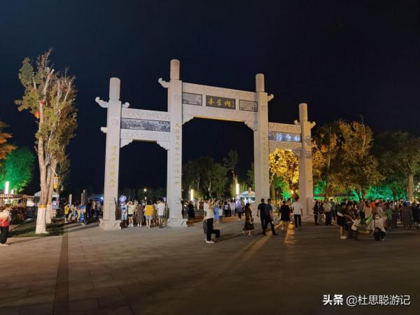 漢EV自駕新疆,暢遊朱雀湖,打卡可克達拉市網紅水上電影 漢EV自駕新疆,暢遊朱雀湖,打卡可克達拉市網紅水上電影