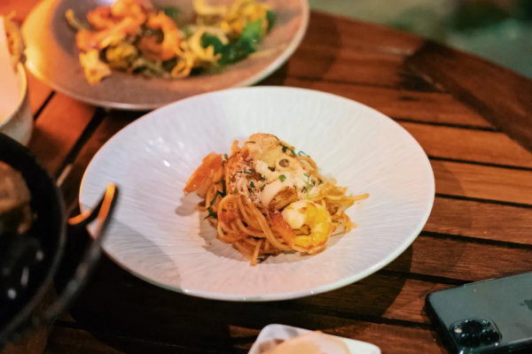 依山傍海獨享一灣,這家扇子酒店讓我錯覺是又回到了東南亞 依山傍海獨享一灣,這家扇子酒店讓我錯覺是又回到了東南亞