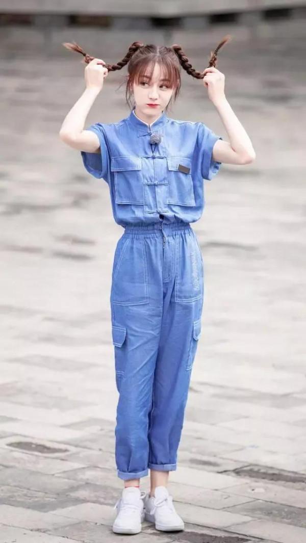 迪麗熱巴，出水芙蓉，美麗動人