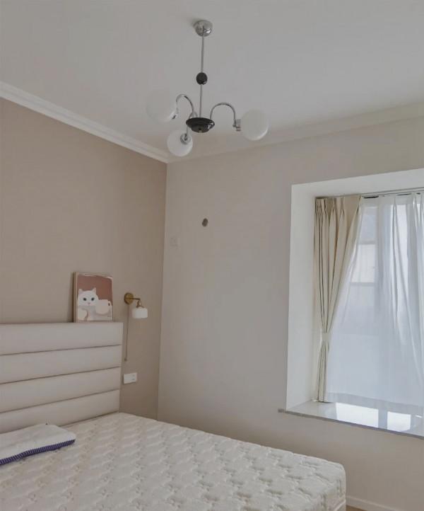 不跟風追求“假精緻”，只花不到18w，我把小家裝得舒適簡單