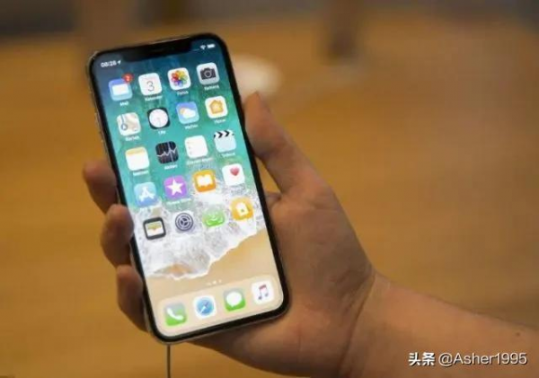 懷念逝去的SD卡：換容量就得換手機，感覺還是SD卡方便？