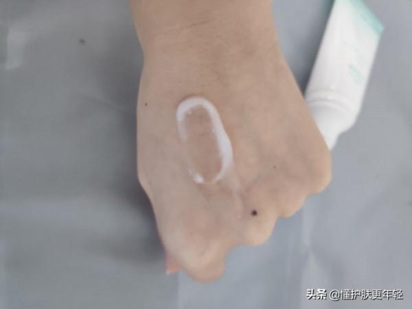 自然堂 植美村 歐詩漫 哪個牌子用起來最好 對於敏感肌膚? 自然堂 植美村 歐詩漫 哪個牌子用起來最好 對於敏感肌膚?