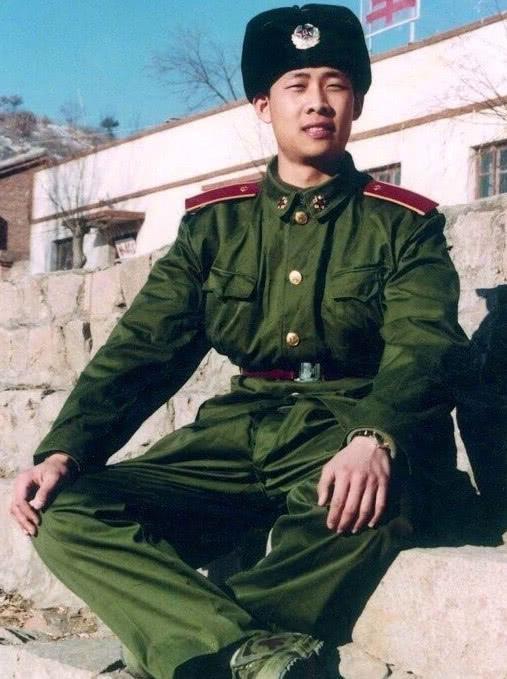 “整容演技”張譯：苦守植物人初戀十年，妻子二婚帶娃還丁克