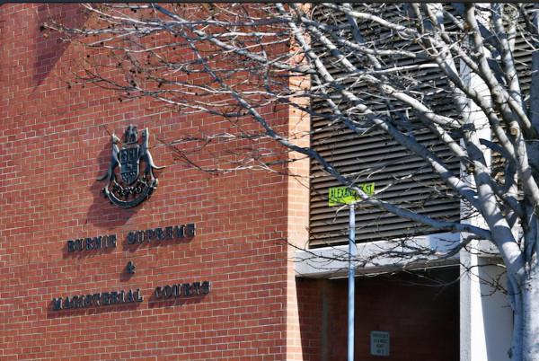 澳洲男子綁架4歲女孩未遂,入獄後透露自己是想";吃掉她"; 澳洲男子綁架4歲女孩未遂,入獄後透露自己是想";吃掉她";