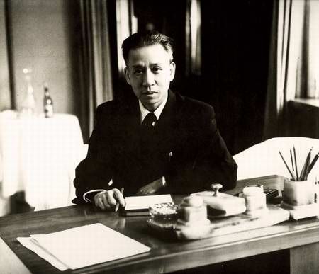 劉少奇秘訪蘇聯時,為何堅持不喝斯大林敬的酒,主席:不喝就對了 劉少奇秘訪蘇聯時,為何堅持不喝斯大林敬的酒,主席:不喝就對了