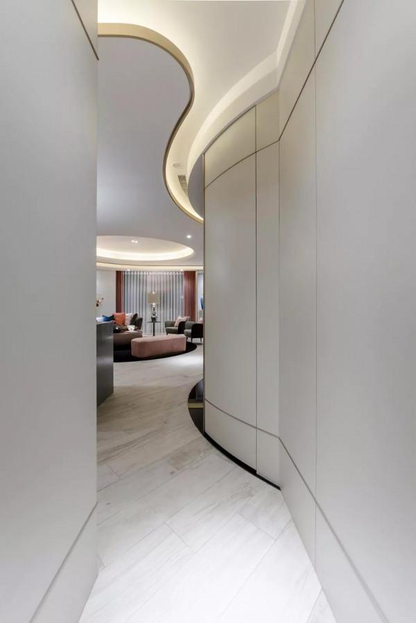 你還在用石膏線？過時了！來看看“窄框”線條的感覺吧