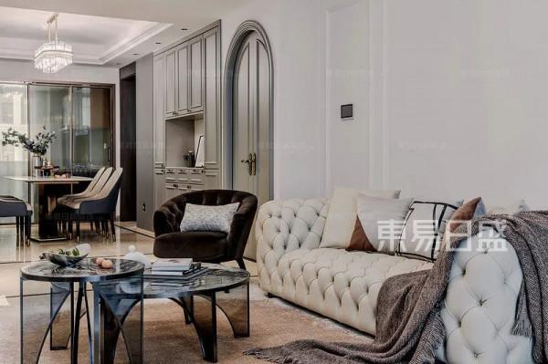 162㎡二居室 &vert; 當美式遇上輕奢，感受最純粹的時尚觸感