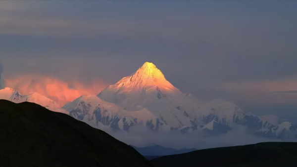 中國蜀山之王，比珠穆朗瑪峰更難攀登，到底是什麼原因呢？