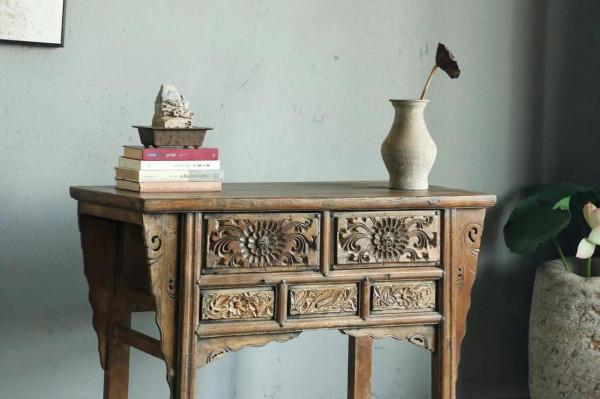 空間陳設，供桌