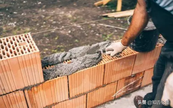 農村蓋房,“三七牆”比“二四牆”結實嗎?內行人:比較下便明白 農村蓋房,“三七牆”比“二四牆”結實嗎?內行人:比較下便明白