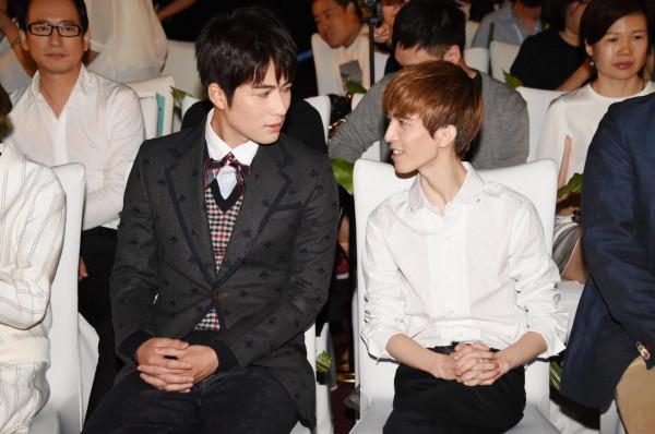 上映7天1740萬票房，評分僅3.5：爛片六大定律，關曉彤新片佔一半