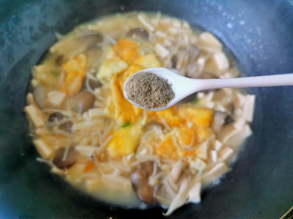 秋冬滋補卻怕胖,建議多喝這道湯,味道鮮美營養足,暖身又低脂 秋冬滋補卻怕胖,建議多喝這道湯,味道鮮美營養足,暖身又低脂