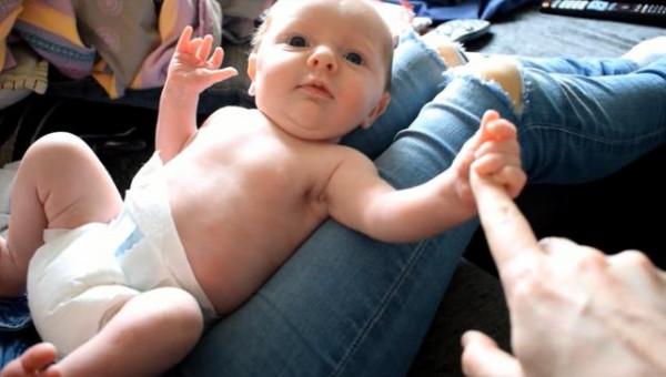 嬰兒剛出生什麼都不懂？你不知道，人生的第一年要學多少東西