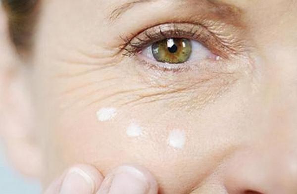 想對熬夜的你說：平均眼睛比臉老8歲