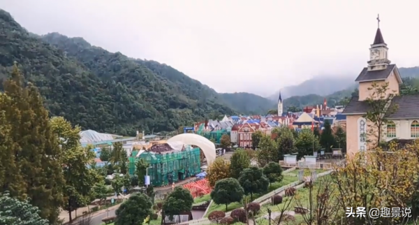 四川大山深處的白鹿鎮,充滿法國風情的地方,竟然始建於清代 四川大山深處的白鹿鎮,充滿法國風情的地方,竟然始建於清代