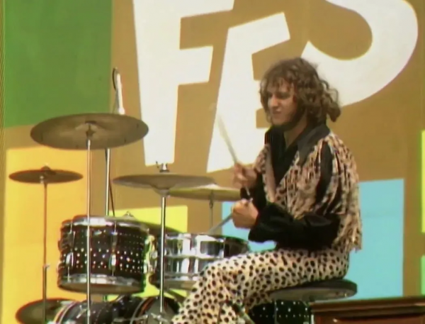 它比伍德斯托克寂寞