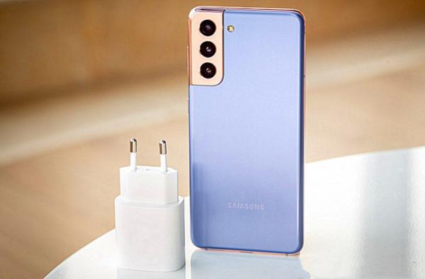 三星S22遭曝光：將衝擊小屏市場，並暗諷iPhone手機