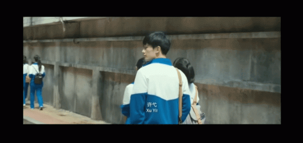 鞠婧禕9年前舊照被扒!以前的“書模”也太好看了吧 鞠婧禕9年前舊照被扒!以前的“書模”也太好看了吧