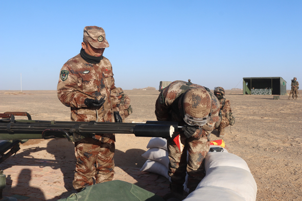 防空兵的“風花雪月” 防空兵的“風花雪月”