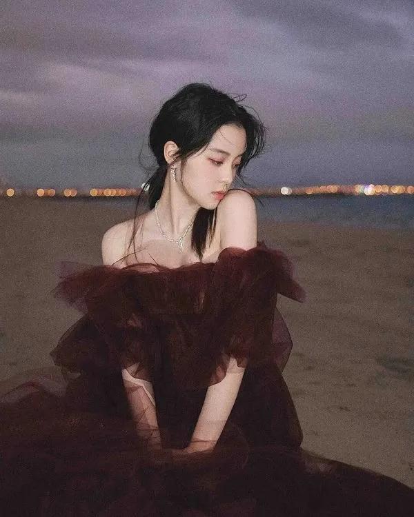 六名女明星出圈圖（巧笑倩兮，美目盼兮）