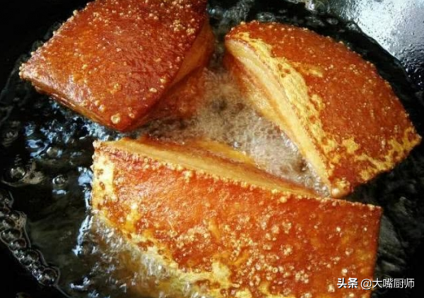 蒸扣肉，學會&OpenCurlyDoubleQuote;6步2不放&rdquo;，出鍋皮酥肉爛，香而不膩，不比飯店差