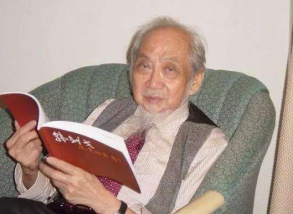 飽受爭議的國學大師文懷沙:我活了108歲 飽受爭議的國學大師文懷沙:我活了108歲