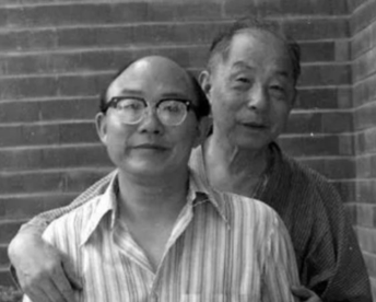 1994年,一美國航天學家來到張作霖墓前說:我代表您兒子來看您 1994年,一美國航天學家來到張作霖墓前說:我代表您兒子來看您